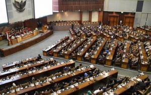 Belum Usai Polemik UU Ciptaker, DPR ‘Tancap Gas’ Bahas 4 RUU Lagi