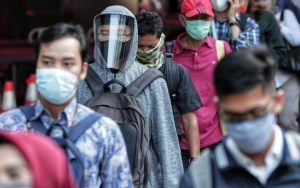 Warga Indonesia Lebih Patuh Pakai Masker Ketimbang Jaga Jarak