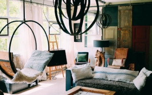 Letakkan Furnitur Multifungsi