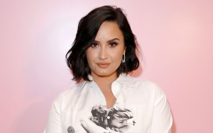 Penampilan Baru Demi Lovato Bikin Kaget, Nekat 'Gunduli' Sebagian Rambut Usai Gagal Nikah