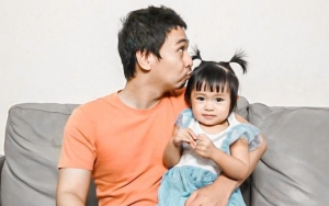 Alea Putri Raditya Dika Pamer OOTD Kece, Muka Sadis Ingin 'Balas Dendam' Bikin Gemes