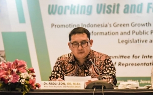 Pangdam Jaya Akui Perintahkan Pencopotan Baliho Habib Rizieq, Fadli Zon Ungkit Dwifungsi ABRI