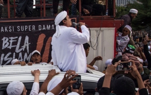 4.998 Positif Corona, 30 Persen Dikonfirmasi di Jakarta Buntut Kerumunan Habib Rizieq?