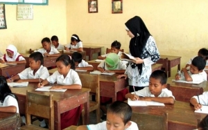 Jangan Ketinggalan! Ada Formasi 1 Juta PPPK 2021: Guru Honorer Digaji Setara PNS