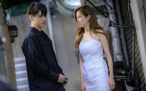 Syuting Ciuman, Interaksi Go Kyung Pyo dan Seohyun di Lokasi 'Private Lives' Jadi Bahan Gosip