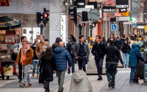 Eijkman Sebut di Swedia Orang Dibiarkan Terinfeksi COVID-19 untuk Herd Immunity