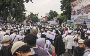Epidemiolog Sebut Tak Ada Klaster Corona di Kerumunan Petamburan, Anggota DPRD DKI Protes