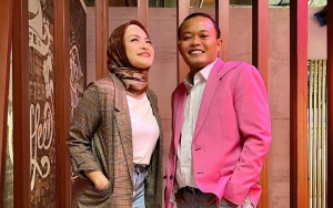 Sule Abadikan Momen 2 Putranya Nyaman 'Nemplok' Nathalie Holscher, Netizen: The Next Bunda Ashanty!