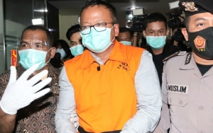 Kini Berompi Oranye Jadi Tersangka KPK, Edhy Prabowo Akui Siap Mundur dari KKP