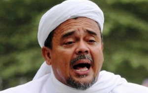 FPI Beberkan Alasan Habib Rizieq 'Kabur' Dari RS UMMI Lewat Pintu Belakang