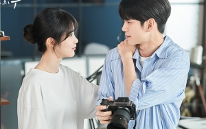 'More Than Friends' Tamat, Shin Ye Eun Sebut Ong Sung Woo Partner Akting Tak Terlupakan