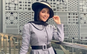 Bella Shofie Pamer Video Asyik Berbagi Sembako pada Para Pemulung, Bantah Tegas Niat Riya