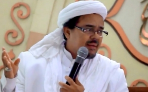 Habib Rizieq Bakal Dites Swab Sebelum Jalani Pemeriksaan Polisi Soal Kasus Kerumunan