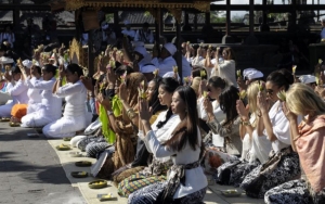 Marak Upacara Adat Disebut Jadi Penyebab Lonjakan Kasus COVID-19 di Bali