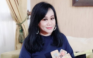 Peramal Artis Endang Tarot Meninggal, Ramalannya Soal 'Karma' Syahrini-Reino Sempat Heboh