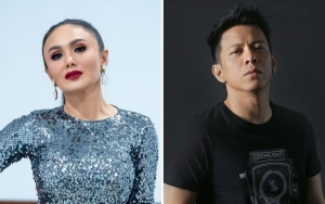 Foto Bareng Yuni Shara, Penampilan Ariel NOAH Bikin Salah Fokus