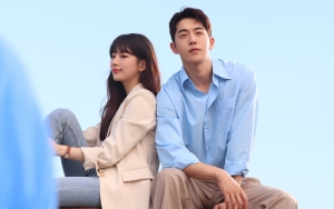 Nam Joo Hyuk Gandeng Lengan Suzy di Sela-Sela Syuting 'Start Up' Buat Fans Heboh