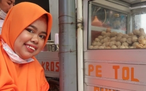  Rahmawati Kekeyi Peduli Nasib Para Pedagang Pentol di Masa Pandemi, Ajak Lariskan Lewat Cara Ini