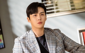 Ditanya Ingin Ubah Masa Lalu atau Tidak, Jawaban Kim Seon Ho Bijak Banget