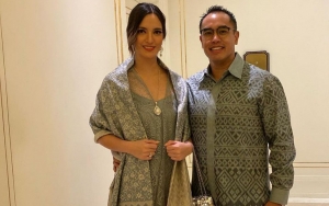 Nia Ramadhani Asyik Main Roller Skating Bareng Gengnya, Komentar Ardi Soal Baju Jadi Sorotan