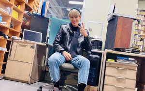 Begini Serunya Saat Kai EXO Nyamar Jadi Pekerja untuk Kemas Albumnya Sendiri