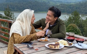 11 Tahun Menikah, Ternyata Ini Alasan Dhini Aminarti Larang Dimas Seto Pakai Cincin Nikah