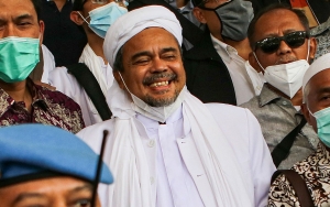 Lebih Banyak Bungkam di Pemeriksaan, Habib Rizieq Pilih Langsung Jelaskan di Sidang