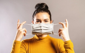 Perlukah Pakai Masker Ganda untuk Berlindung dari Virus Corona? Begini Kata Pakar