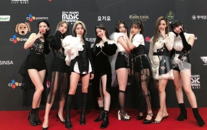 TWICE Pamerkan Pandangan Tajam Dan Karismatik Mereka Dalam Concept Film 'Cry For Me'