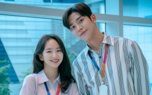 Rowoon Berusaha Menangkan Hati Won Jin Ah di Teaser 'Sunbae, Don't Put on That Lipstick'
