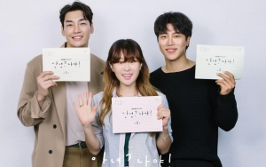 Kim Young Kwang dan Choi Kang Hee Cs Serius di Baca Naskah 'Hello? It's Me!', Intip Foto-Fotonya