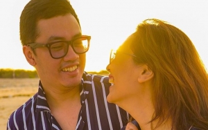 Istri Dennis Adhiswara Positif COVID-19, Rekan-rekan Artis Ramai Beri Dukungan dan Doa