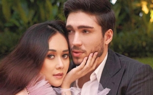 Momen Video Call Terakhir Suami Aura Kasih dan Putri Cantik Sebelum Digugat Cerai, Bikin Nyesek 