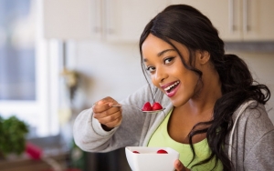 Konsumsi Makanan Bergizi Hingga Tidur Cukup, 7 Tips Ini Bantu Kalian Tetap Kenyang Saat Diet