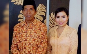 Sahabat Bongkar Agama Istri Muda Kiwil, Sudah Resmi Mualaf?