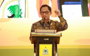 Bukan 3M, Mendagri Tito Imbau Warga Patuhi 4M