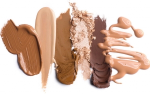 7 Tips Untuk Bantu Pilih Shade Foundation Yang Sesuai, Selamat Tinggal Make Up Belang!