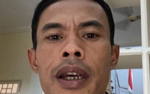 Ade Londok, Jadi Dikenal Gara-Gara Promosikan Odading