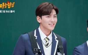 Keahlian Menembak Ji Chang Wook di 'Ask Us Anything' Bikin Terpesona, Fans Beri Pujian Selangit