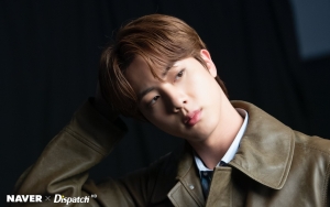 Terlihat Baik-Baik Saja, Jin BTS Buat Banyak Pengakuan Menyedihkan Tahun Ini