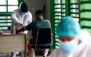 Tes Antigen Picu Kerumunan di Bandara-Stasiun, Pakar Sentil Soal Denda Rp 50 Juta