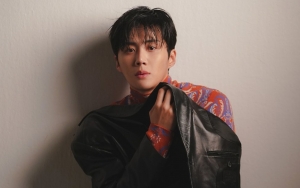 Kim Seon Ho Ganteng Banget Jadi Cover Majalah, Buka-Bukaan Soal Karier dan Hidup