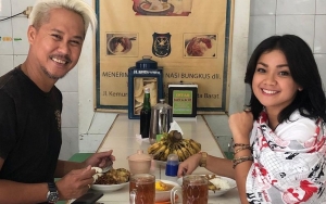 Minta Doa, Nirina Zubir Bagikan Kondisi Terkini Sang Suami Usai Positif Corona