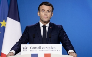 Sepekan Kena Corona, Kondisi Kesehatan Macron Mulai Membaik