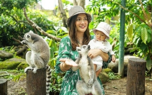 Shandy Aulia dan Claire Wibowo