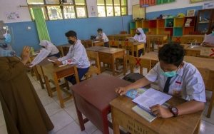 Mayoritas Siswa Setuju Kembali Sekolah Tatap Muka Januari 2021, Kebanyakan Mengaku Jenuh PJJ