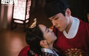 Kim Jung Hyun Mulai Bucin Shin Hye Sun, Rating 'Mr. Queen' Cetak Rekor Tertinggi