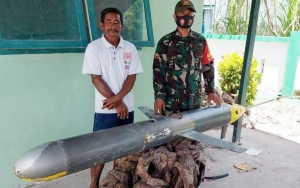 Nelayan di Sulsel Temukan Benda Mirip Rudal, Kameranya Masih Menyala