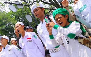 Masyarakat Diminta Lapor ke Polisi Apabila Ada yang Pakai Atribut FPI