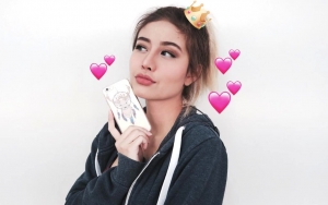Awkarin Disebut Makin Cantik Saat Nikmati Liburan Bareng Sahabat, Netizen: Fix Mantan Nyesel!